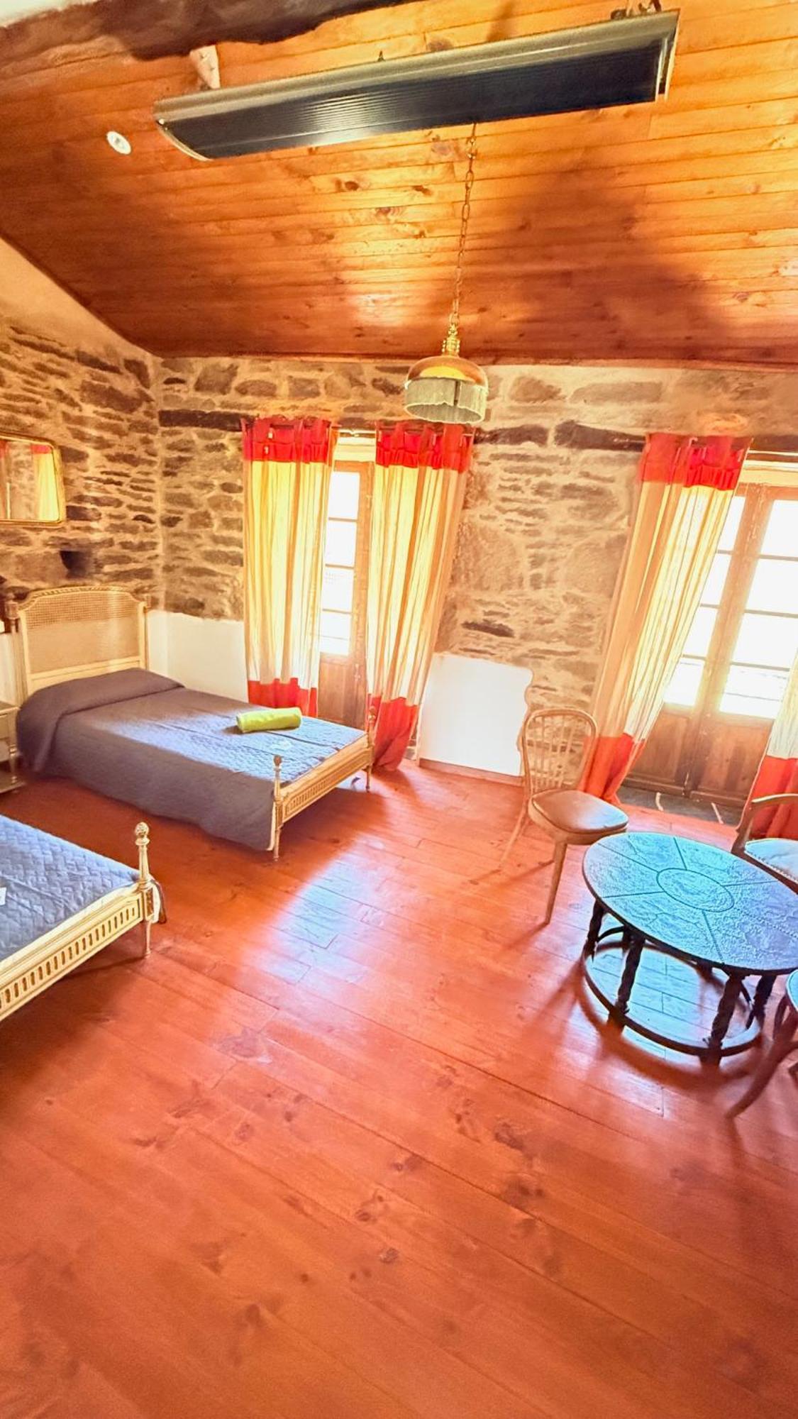 Pension Y Albergue Matias Locanda Sarria Exteriör bild