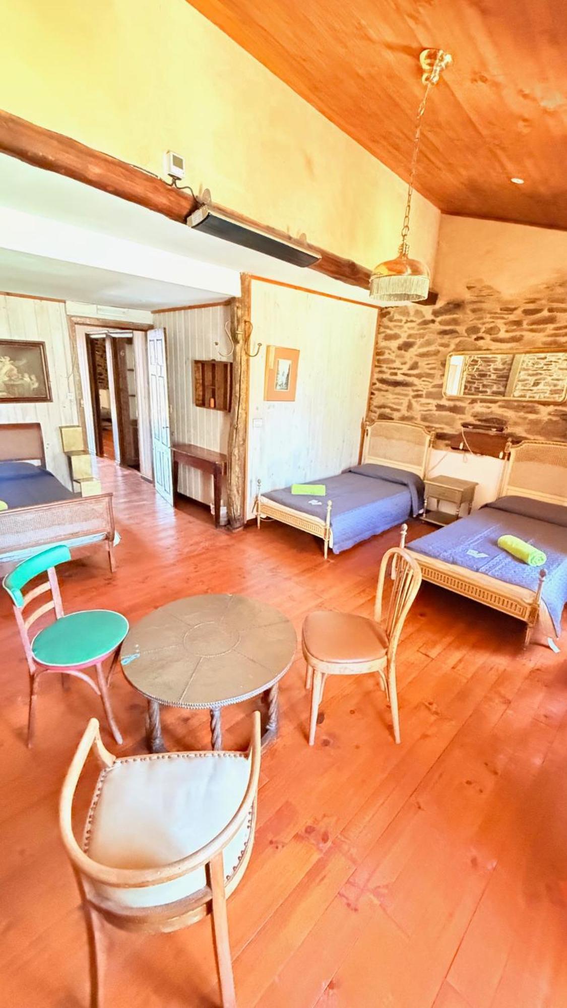 Pension Y Albergue Matias Locanda Sarria Exteriör bild