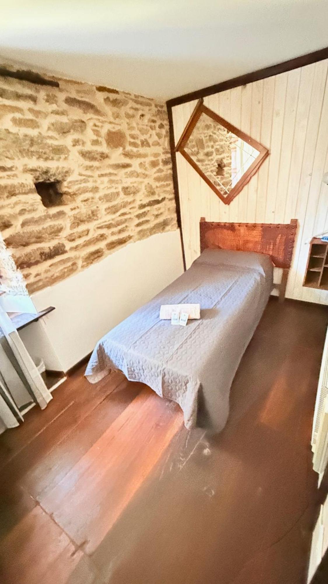 Pension Y Albergue Matias Locanda Sarria Exteriör bild