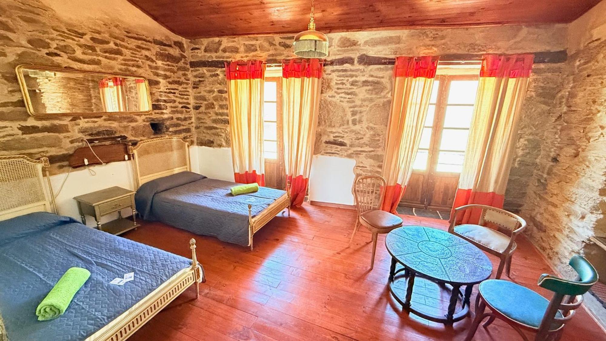 Pension Y Albergue Matias Locanda Sarria Exteriör bild