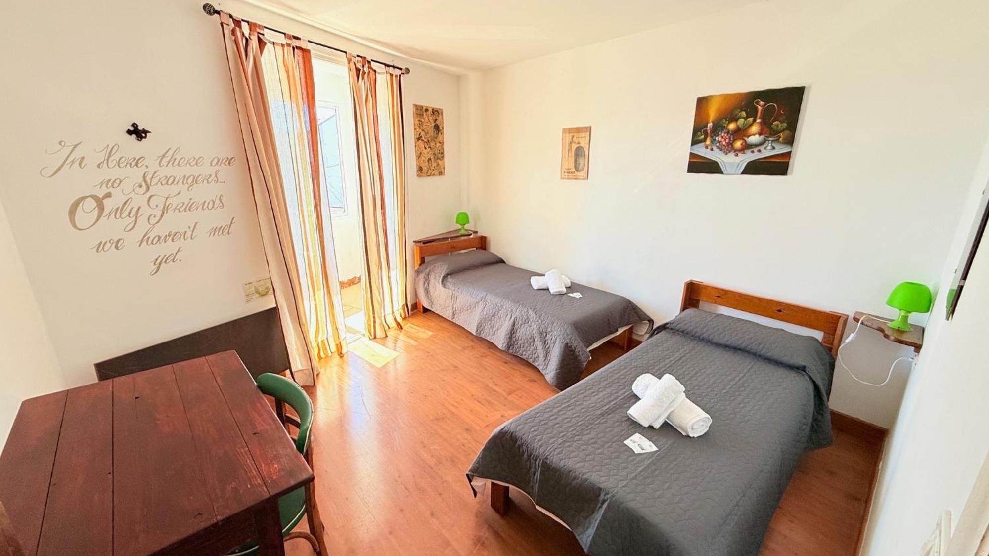 Pension Y Albergue Matias Locanda Sarria Exteriör bild